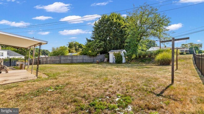 Building Photo - 203 Ashwood Way