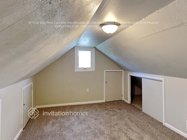 Building Photo - 1816 N 38th Ave