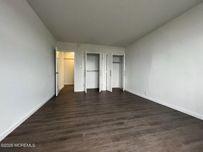 Building Photo - 10 Ocean Blvd