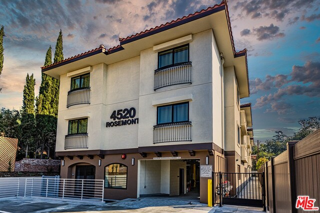 Building Photo - 4520 Rosemont Ave