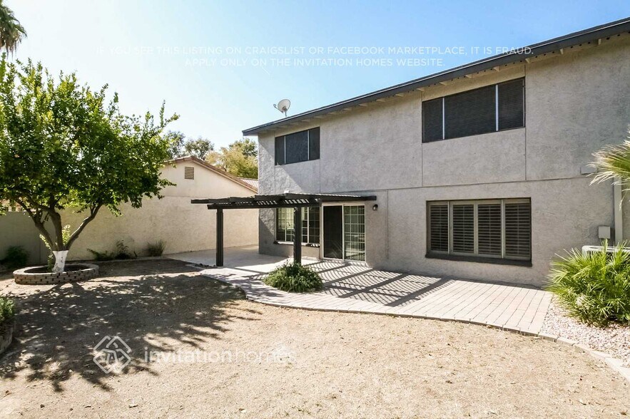 Building Photo - 5609 S Spinnaker Rd