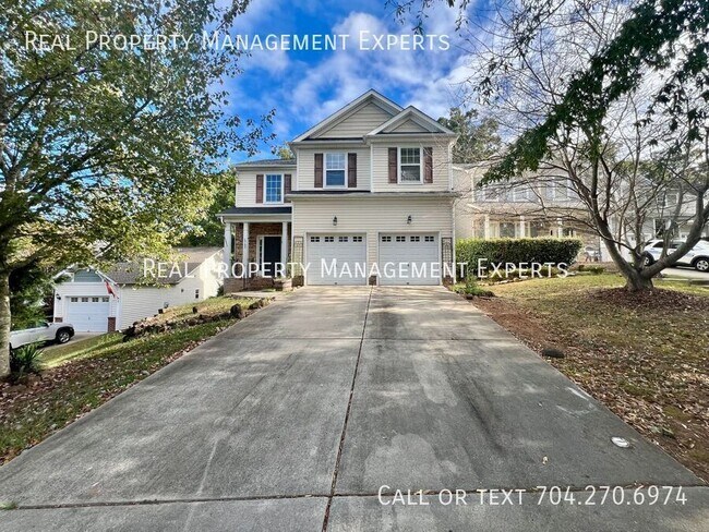 Building Photo - 10102 Old Carolina Dr