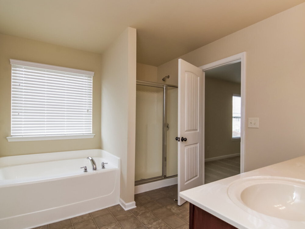 Building Photo - 2345 Morgan Farm Dr