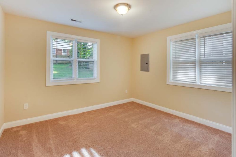 Building Photo - 1519 Lasalle St