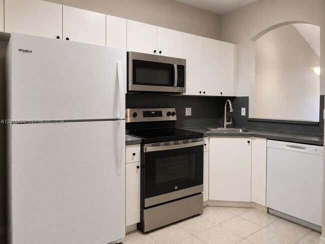 Building Photo - 2151 NW 77th Way