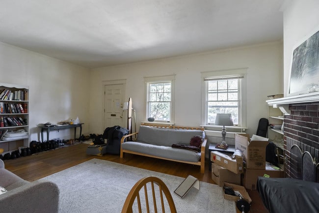 Building Photo - 3204 Porter St NW