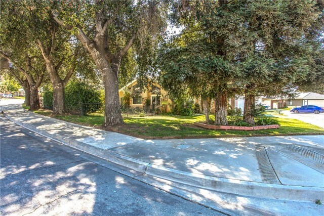 Building Photo - 13503 Mulberry Cir