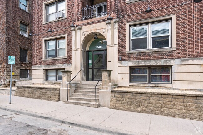 Interior Photo - 1524 LaSalle Ave - Boutique Brownstone wit...