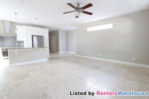 Building Photo - 1206 Deloney St