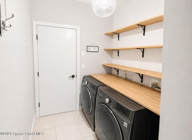 Building Photo - 781 Glen Abbey Way