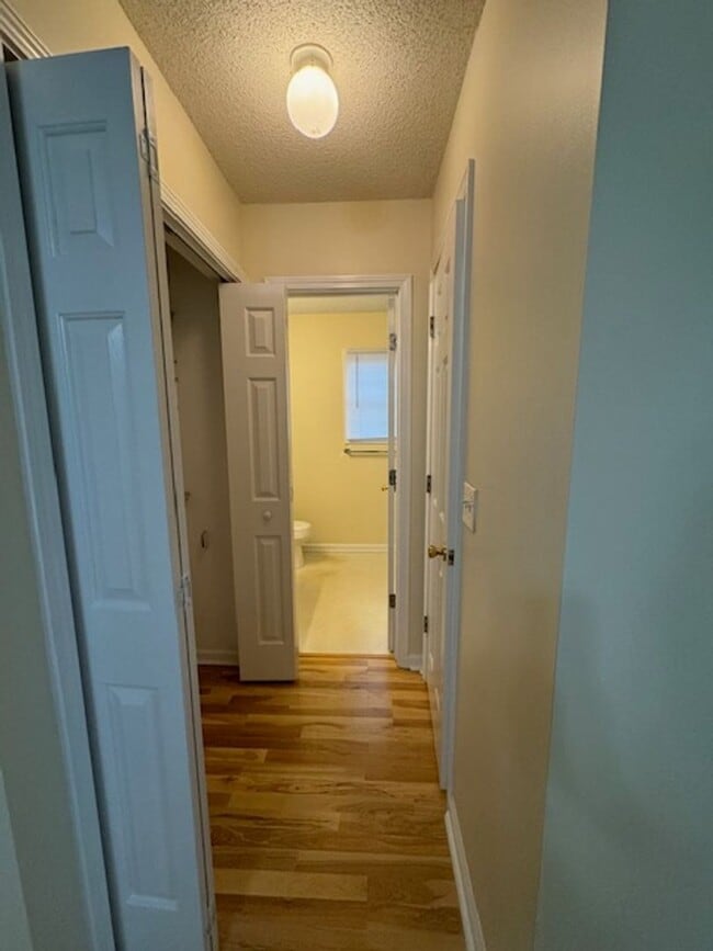 Building Photo - Jacobs Ridge