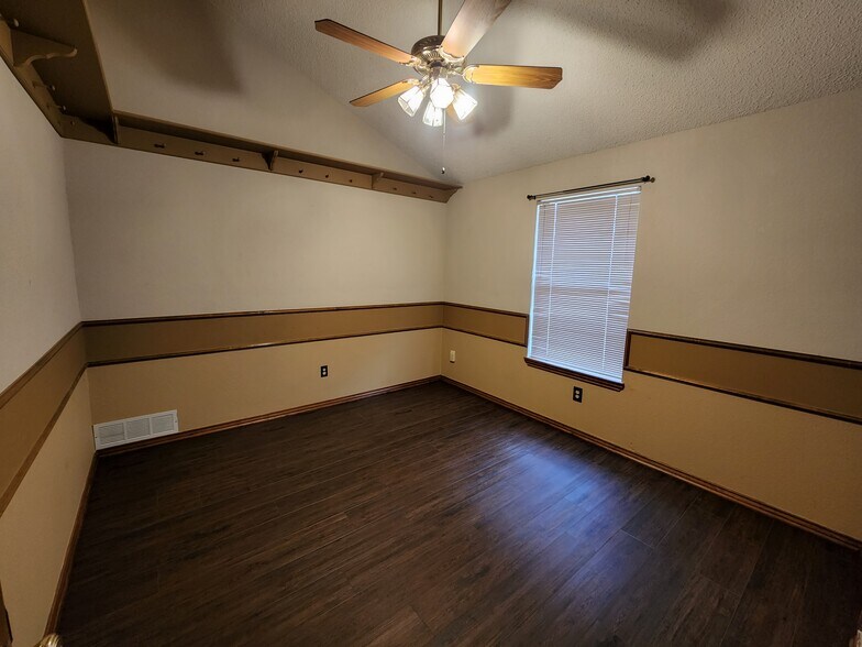 Bedroom 3 - 6031 73rd St