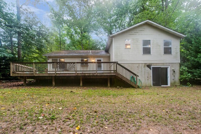 Building Photo - Spacious 3BR House in Lusby