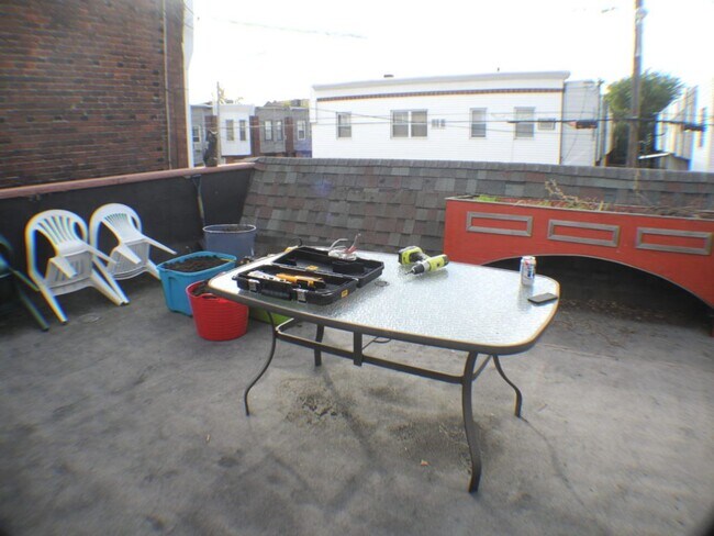 Building Photo - 1946 McKean St