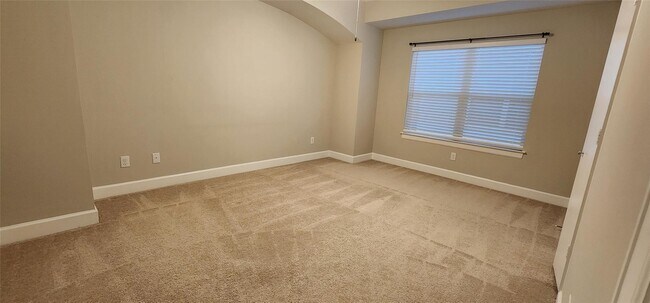 Building Photo - 11608 Main Ash Dr