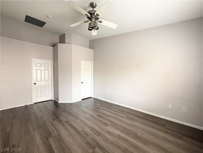 Building Photo - 401 Pine Haven St