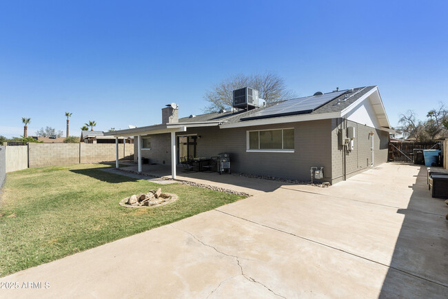 Building Photo - 15218 N 37th Ave