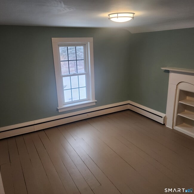 Building Photo - 88 Baker Ln