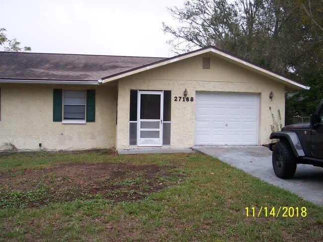 Primary Photo - Beautiful 3 Bed 1 Bath Single Family Home