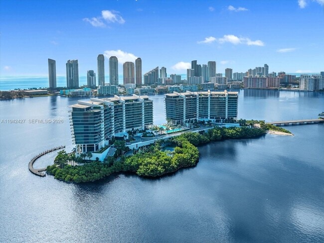 Building Photo - 5500 Island Estates Dr