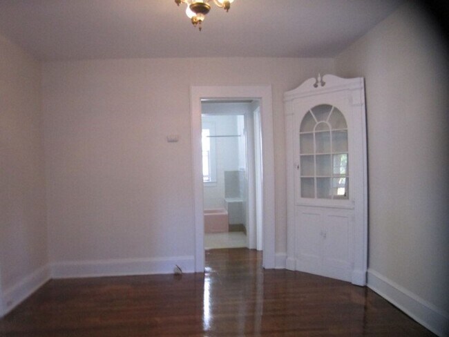 Building Photo - 1020 Euclid Ave