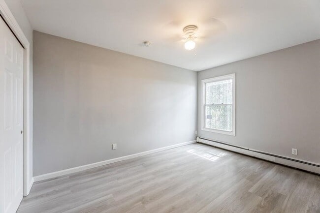 Building Photo - 260 Randolph Ave