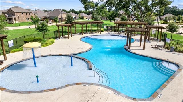 Building Photo - 2408 Buchanan Ln