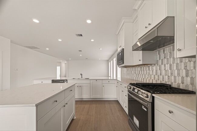 Building Photo - 2511 American Ruby Dr