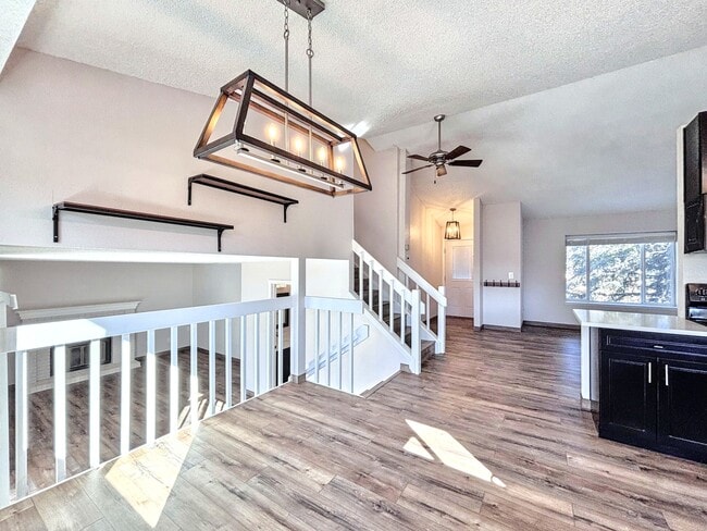 Building Photo - 8240 Lythrum Dr