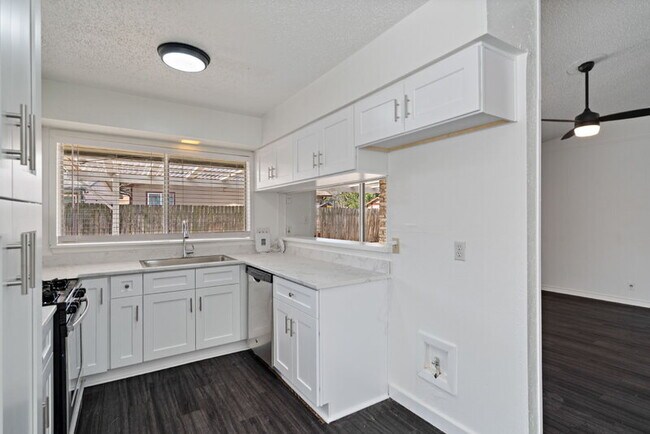 Building Photo - 12306 Hickorystick Cove
