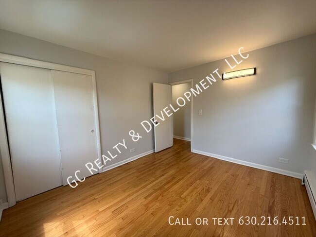 Building Photo - 2701 N Sayre Ave