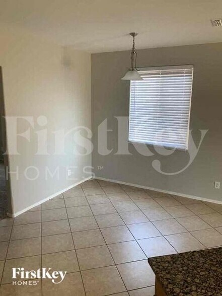 Building Photo - 17623 W Cavedale Dr
