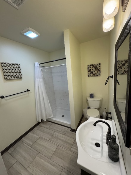 Building Photo - 1927 N 2nd St