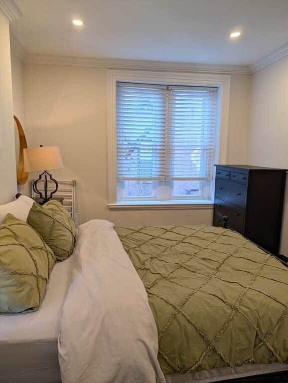 Building Photo - 2A Wellington St