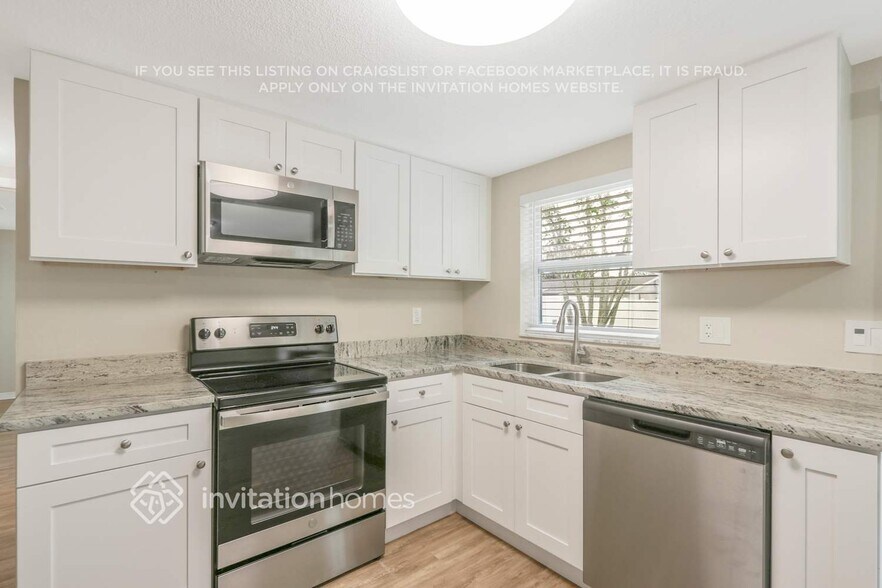 Building Photo - 5352 Baroque Dr
