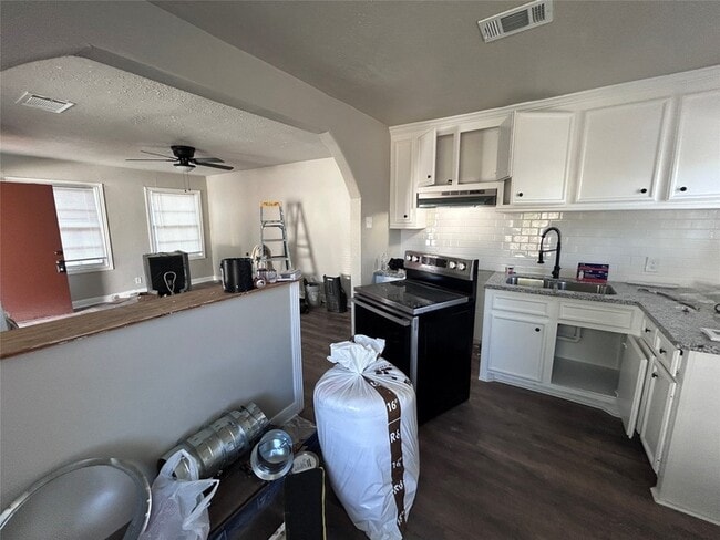 Building Photo - 5034 Rapido Rd