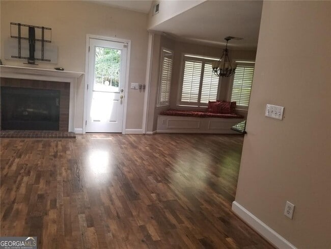 Building Photo - 991 Bridgegate Dr NE
