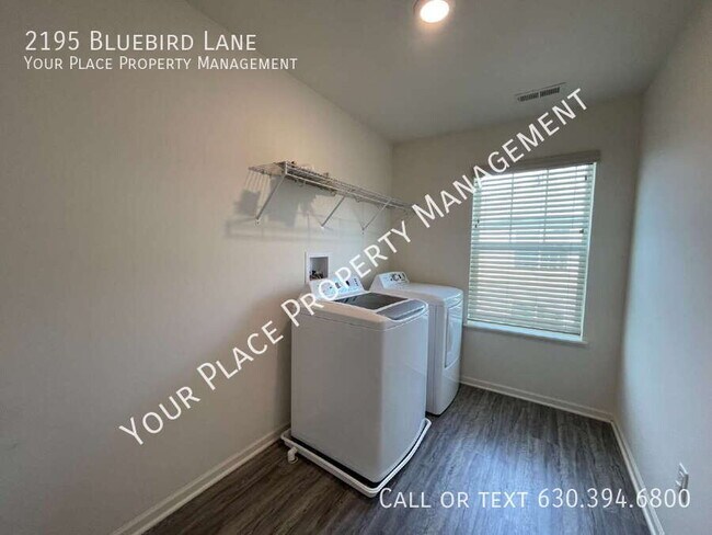 Building Photo - 2195 Bluebird Ln