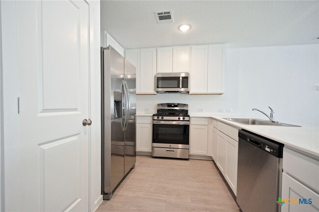 Building Photo - 1542 Tiptop Mdw