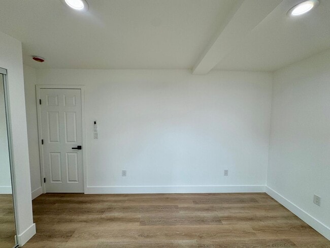 Building Photo - Large New Construction 3 bed 2 Bath Apartm...
