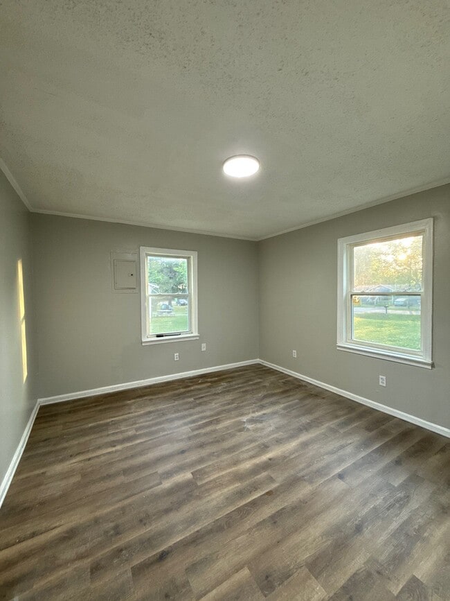 Building Photo - 171 Grant Ln