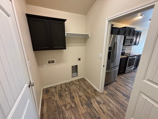 Building Photo - 3 bed 2 bath 2 car garage in Lone Star Trails!