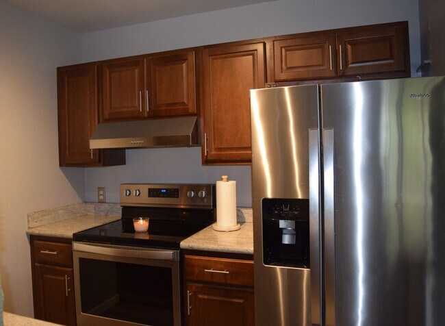Primary Photo - Fully remodeled & furnished Kihei Villages...