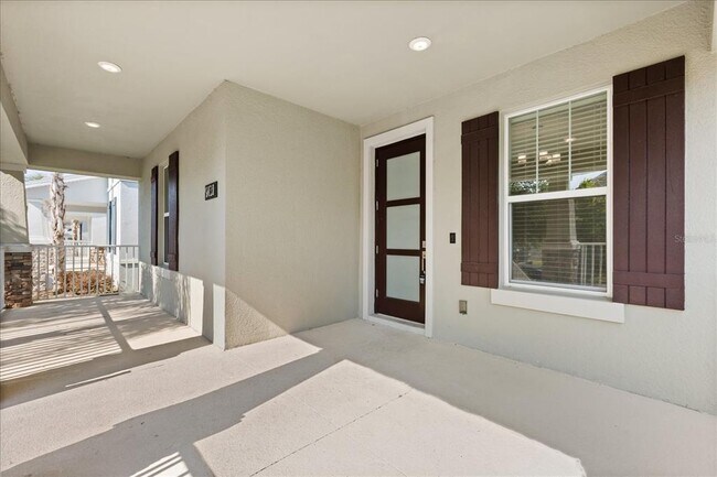 Building Photo - 9131 Cut Shot Dr