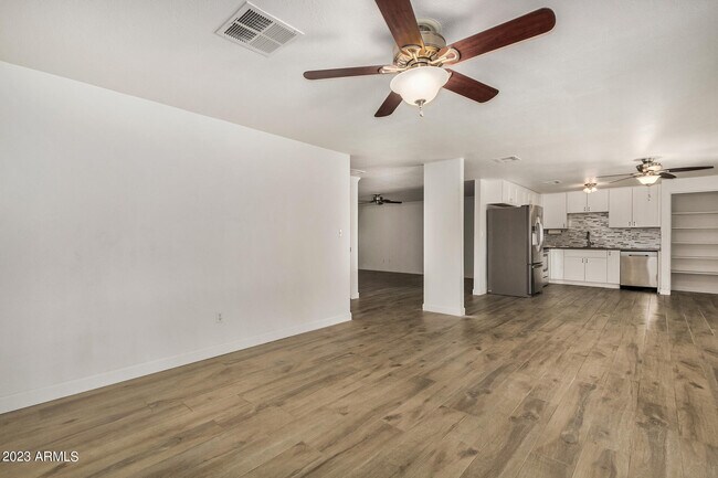 Building Photo - 14435 N 36th St