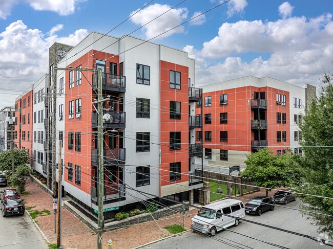 Building Photo - Old Stone Row