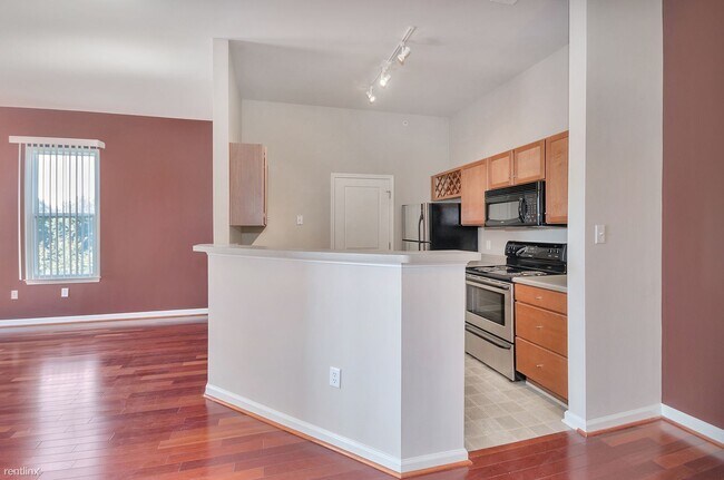 Building Photo - 1 br, 1 bath House - 700 Walker Square Uni...