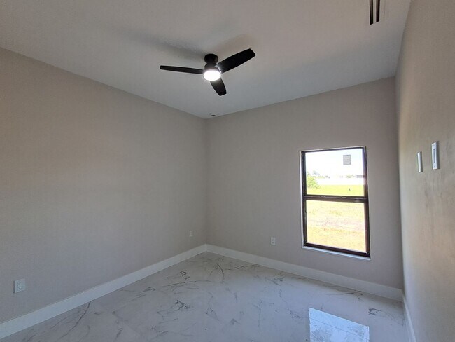Building Photo - 2838 Tropicana Parkway W