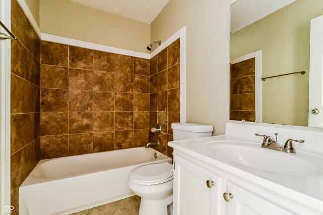 Building Photo - 12218 Van Spronsen Ct