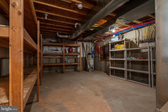 Building Photo - 576 Championship Dr